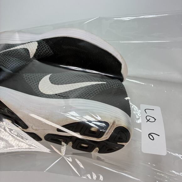 Nike Revolution 3 Black Gray Lace Up Running Shoes 819302-001 Womens Sz 9.5 Wide - Picture 10 of 10